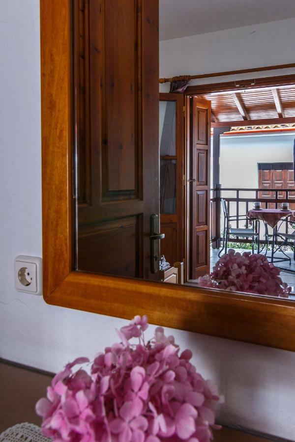 Charoula Apartment Platanias  Ngoại thất bức ảnh